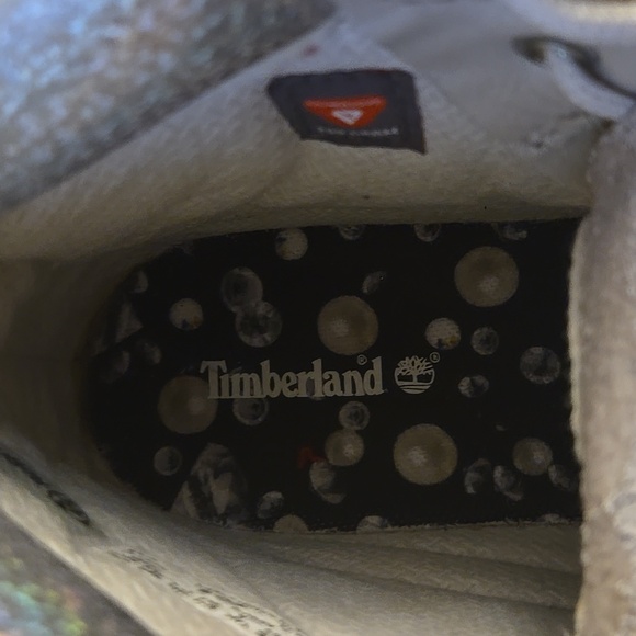Brand new TIMBERLAND trendy metallic and silver women’s boots size 6.5 - Picture 2 of 4